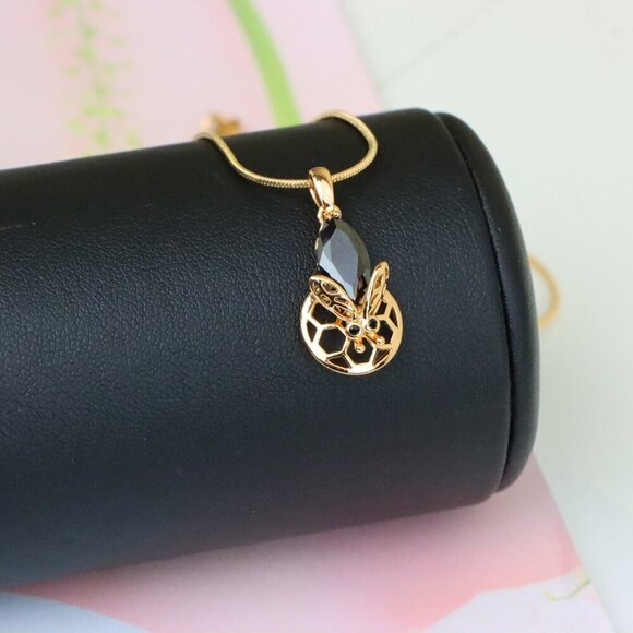"Rose Gold Honeycomb Butterfly Pendant with Black Gem, XPPT1314 - Picture 4 of 13